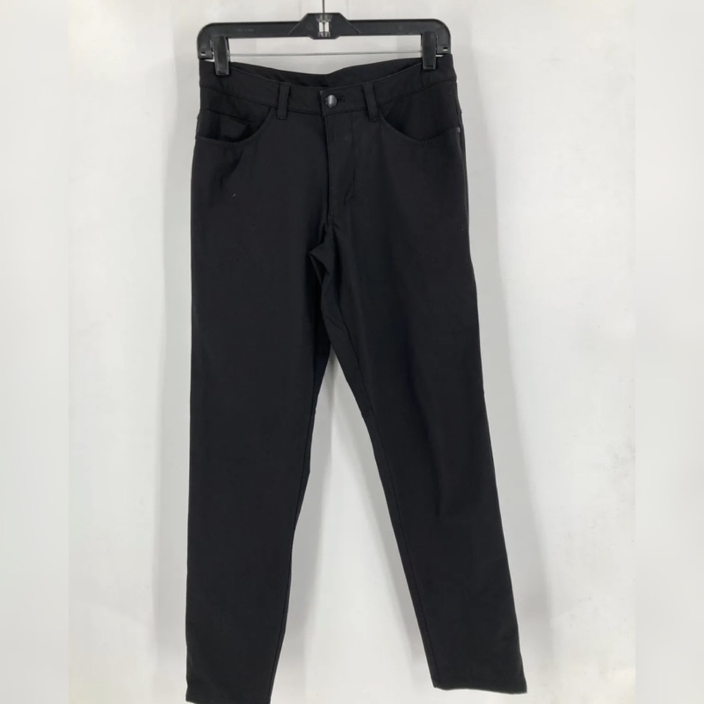 EUC Lululemon Black Skinny Leg Classic Chino Pants